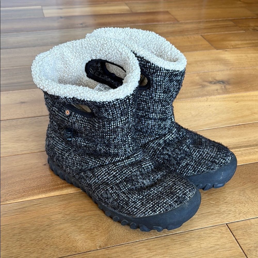 BOGS waterproof winter boots